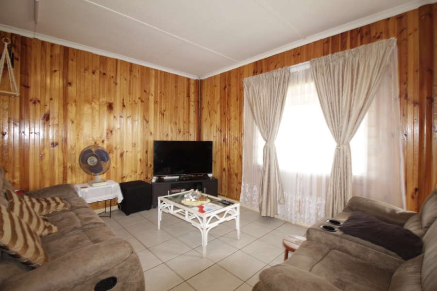 4 Bedroom Property for Sale in C Place Eastern Cape